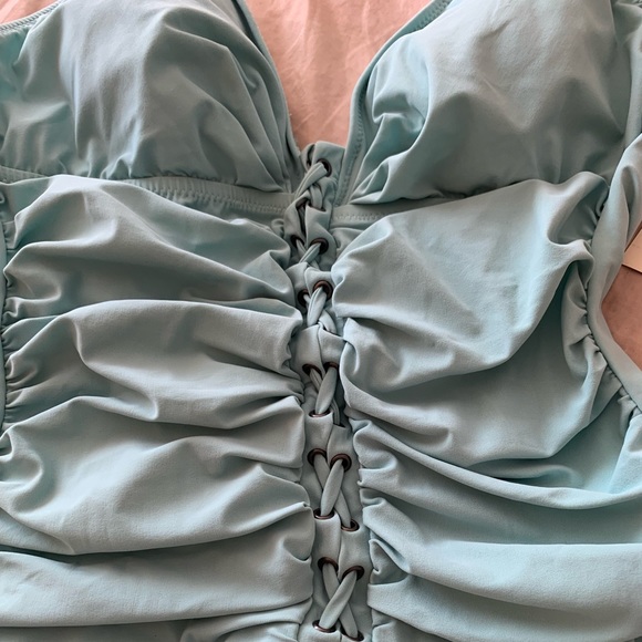 Gottex Swimsuit 12D - Picture 8 of 14